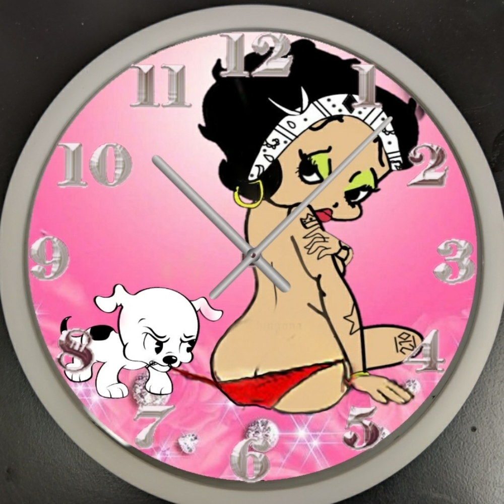 Betty clock